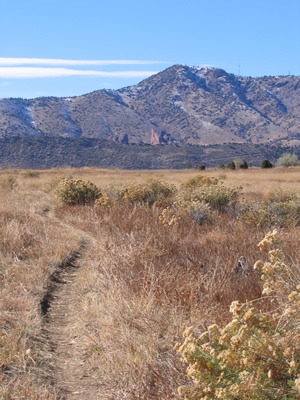 [mile%252010%2520red%2520rocks%2520amphitheatre%255B2%255D.jpg]