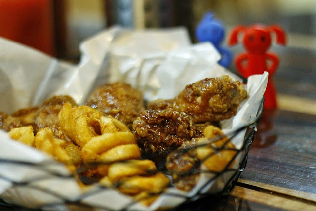 Wingz O Wingz | Let's Go Eat