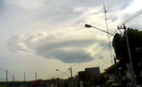 penampakkan-ufo-di-wilayah-secang-magelang-jawa-tengah