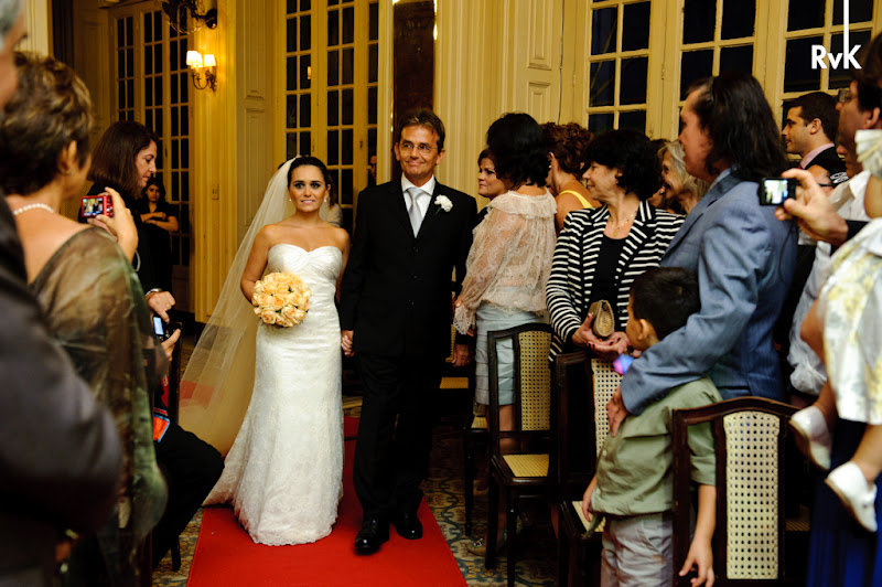Fotos de Bianca e Luiz Felipe. Foto numero 20 de Rogerio von Kruger, fotografo no Rio de Janeiro (RJ), que faz fotos de casamento, fotos de musica, fotos de shows e fotos de eventos. Rogerio von Kruger faz fotos digitais de casamento no Rio de Janeiro, RJ. fotos de casamento foto digital rio janeiro rj festa noiva noivas festas album casamentos digitais retrato fotografia eventos fotografos fotografo penteado