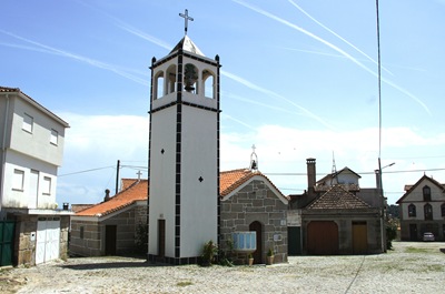 [Marialva%2520-%2520Gl%25C3%25B3ria%2520Ishizaka%2520-%2520ermida%2520de%2520%2520nossa%2520senhora%2520dos%2520rem%25C3%25A9dios%255B4%255D.jpg]