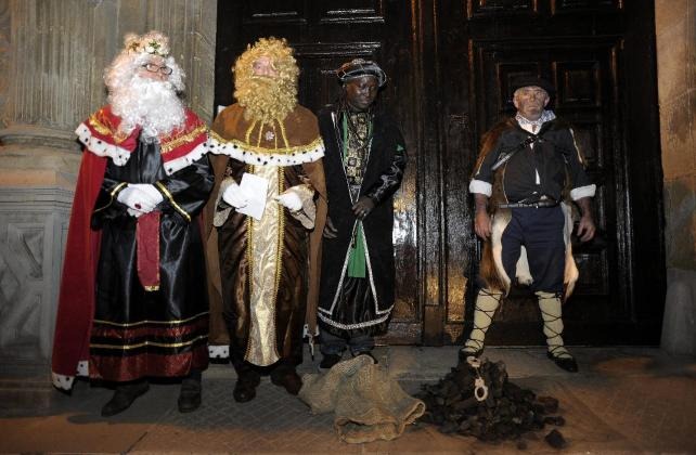 [2012_12_29_ziMZ8YaVvmRHBLCWOzSVT3%255B4%255D.jpg]