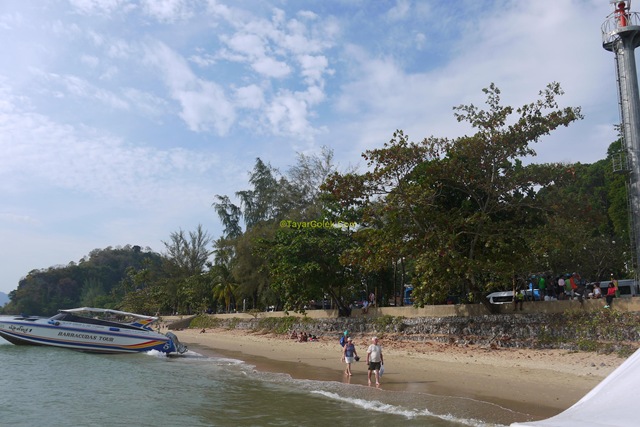 [P10409982.jpg]