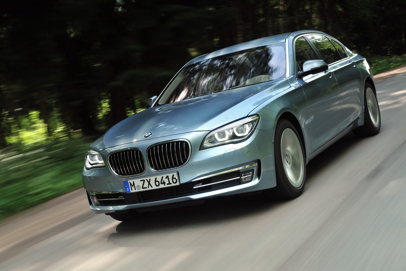 [2013-BMW-7-Series-110%255B2%255D.jpg]