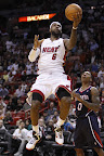lebron james nba 120102 mia vs atl 03 King James Home and Away Nike LeBron 9 Shoes in Action