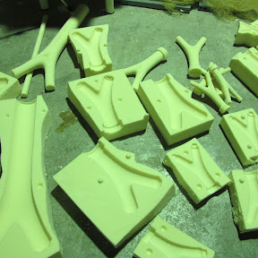 molding trees