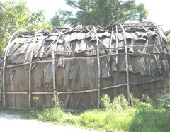 Plimoth Plant indian winter house