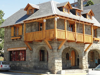Again, the architecture reminded us of Lake Tahoe or Aspen.