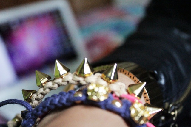 [pulseira-spikes-hill-01%255B3%255D.jpg]