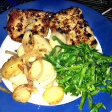 Onion Pan-Fried Pork Chops
