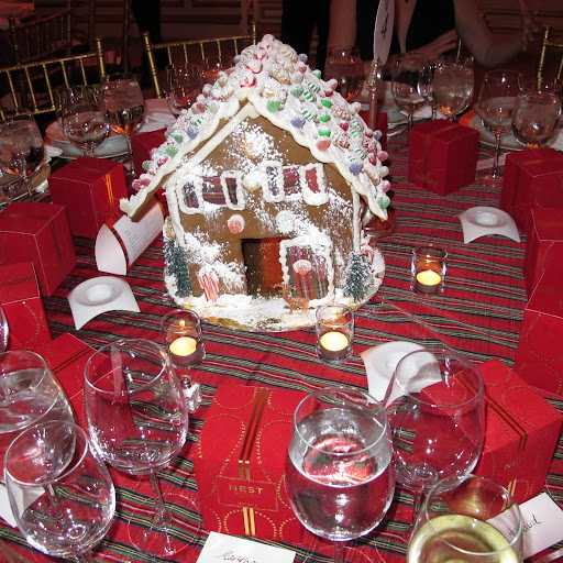  and had gingerbread centerpieces and Slatkin Co pinescented candles 
