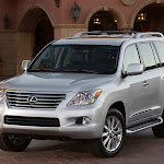 2011 Lexus LX 570 002.jpg 2011 Lexus LX 570 002.jpg