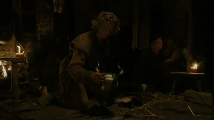 [Game.of.Thrones.S02E03.HDTV.x264-ASAP.mp4_snapshot_48.29_%255B2012.04.15_23.34.16%255D%255B2%255D.jpg]
