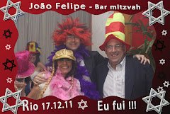 Fotos do evento João Felipe - 17.12.11. Foto numero 08 da Social Click Fotografia Digital, do Rio de Janeiro, RJ, que faz fotos divertidas, fotos malucas, fotos com fantasias, fotos na hora, fotografia maluca, fotografia divertida com molduras personalizadas. fotos divertidas malucas foto maluca animadas animado rj rio de janeiro divertida fantasia animada fotografia digital fotografo estudio fotografias