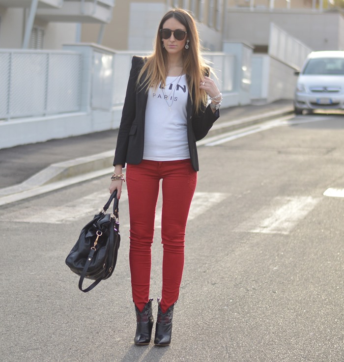 Celine, Celine tee, Celine t-shirt, pantaloni rossi, borsa miu miu, miu miu bag, Red trousers, red pants, Rupert Sanderson booties, fashion blogger, italian fashion blogger, elisa taviti blog, my fantabulous world, fashion blog, primark earrings, primark