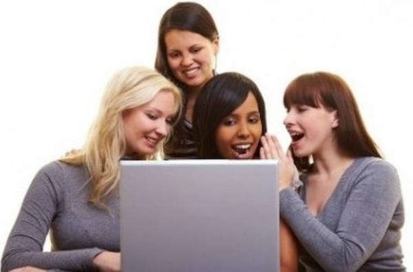 8- Mulheres e redes sociais 8- Mulheres e redes sociais