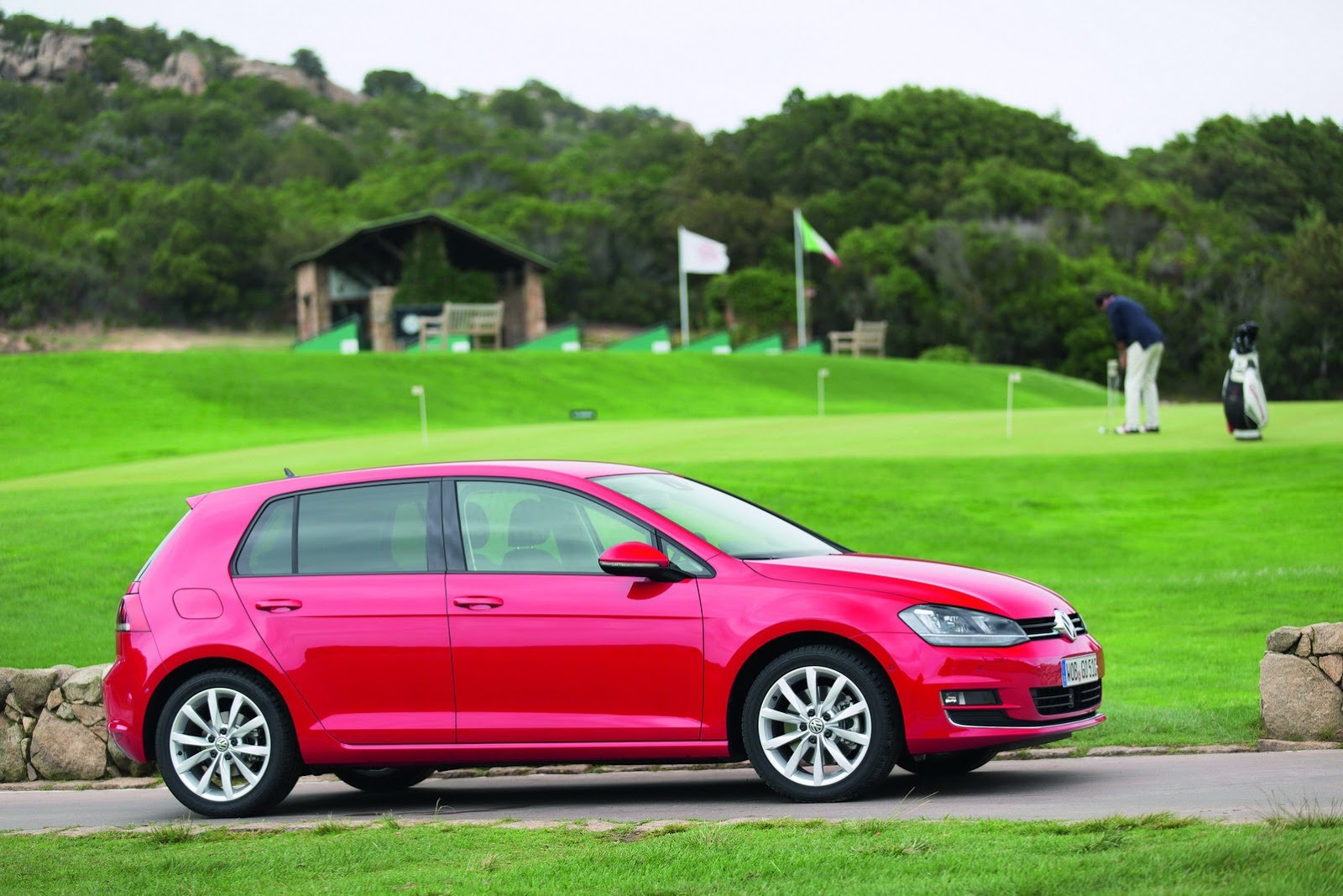 [2013-Volkswagen-Golf-7-23%255B2%255D.jpg]