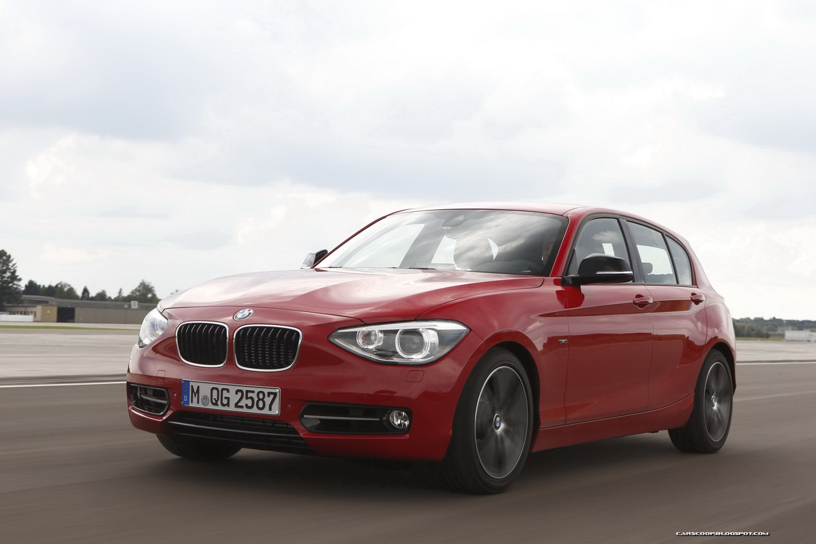 [BMW-1-Series-15-Liter-CARSCOOP1%255B7%255D.jpg]