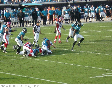 'Jaguars-Bills' photo (c) 2009, Karl May - license: http://creativecommons.org/licenses/by-nd/2.0/
