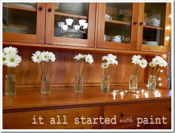 Holiday Table Daisies Long (550x413) (2) - Copy