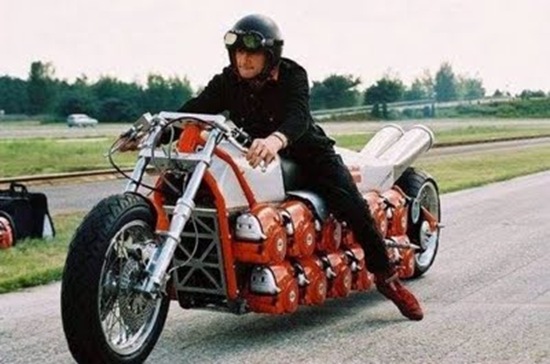 Moto diferente 3