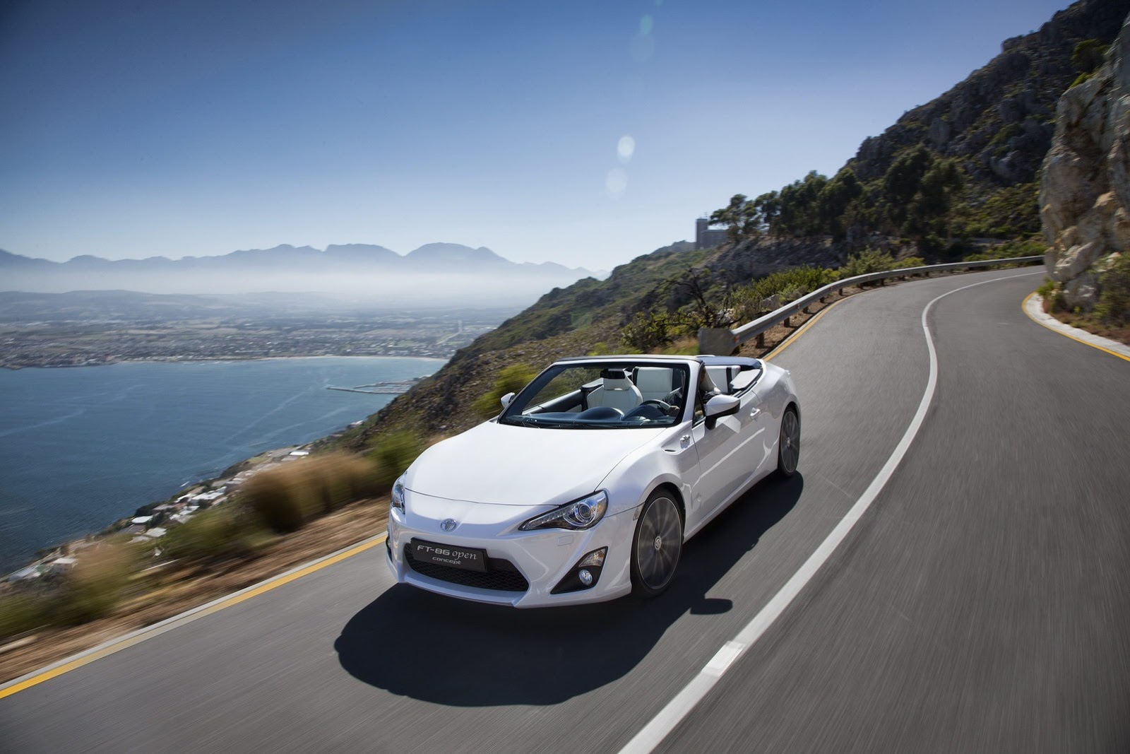 [Toyota-FT-86-Open-Top-3%255B2%255D.jpg]