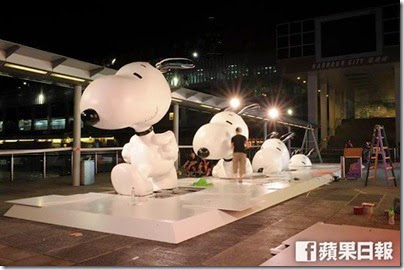 The Making of... Snoopy X Hong Kong - Dream Exhbition 2014 (via Apple Daily) 01
