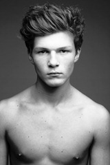 Alex Annand-008