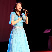 cantando vestido azul.jpg