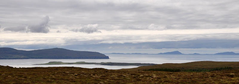 [Dunvegan%2520Head%2520and%2520North%2520Uist%255B3%255D.jpg]