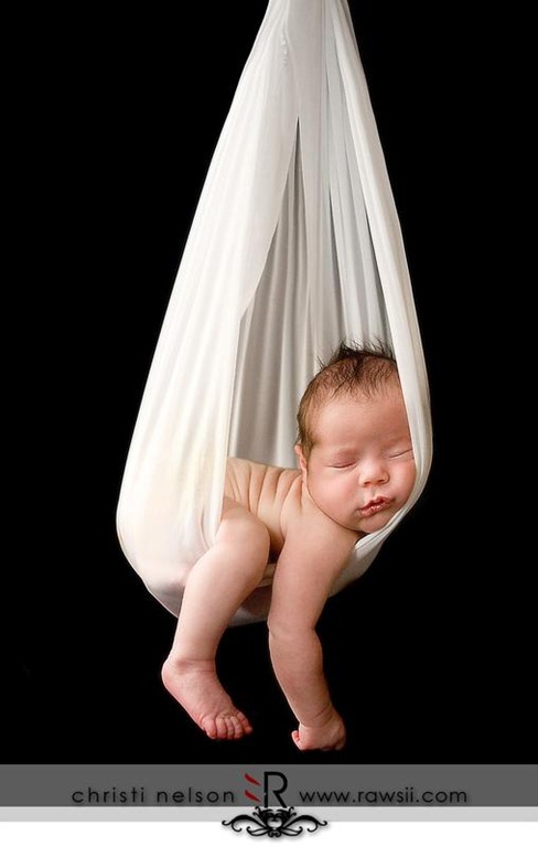 [baby-in-hammock14.jpg]