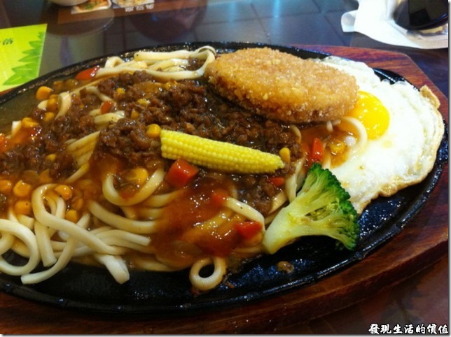 素排鐵板麵 南港-尊上食坊健康蔬食,偶爾讓身體平衡一下