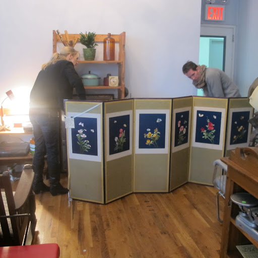 Items like this make wonderful projects; with a few yards of new (or vintage) fabric, this uniquely sized screen could be a real statement piece.