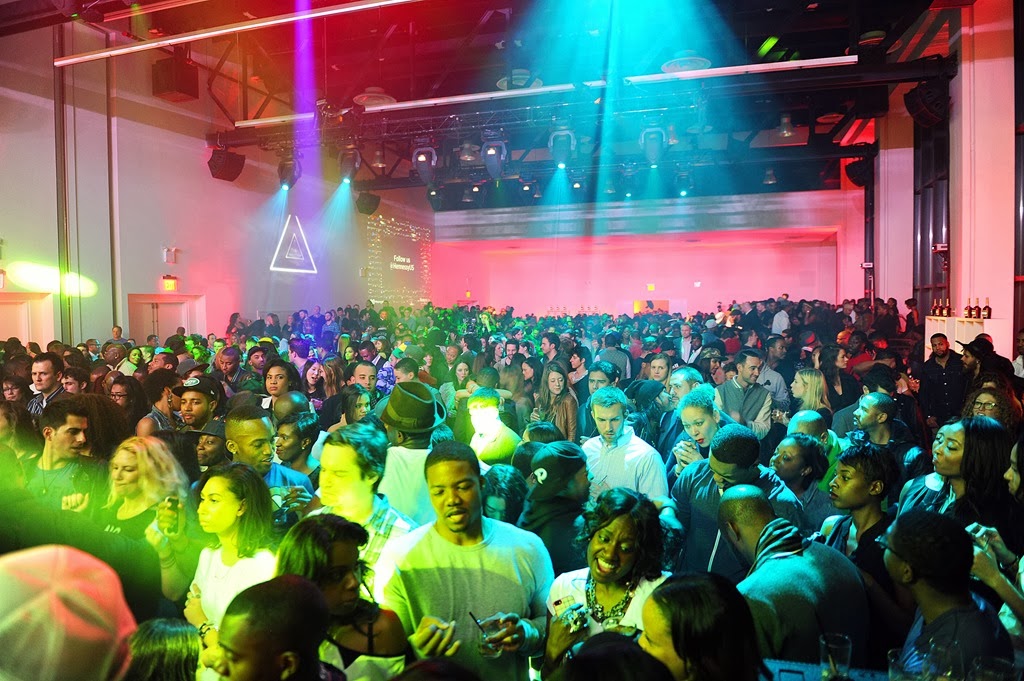 [Hennessy_Crowd%2520Shot%255B5%255D.jpg]
