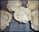 Crostatine di pastasfoglia con ricotta e gocce di cioccolato (4)