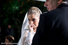 Fotos do evento Fernanda e Renato. Foto numero 40. Fotografia (fotografias) dos fotógrafos de casamento Wagner e Vanessa que fazem fotos de casamento (fotografia de casamento) no melhor estilo do fotojornalismo em Niterói, RJ, e outras cidades do Rio de Janeiro. fotos casamento niterói de rj festa rio janeiro niteroi festas para casamentos foto fotojornalismo fotografia decoraçao em fotógrafo sites fotógrafos decoração