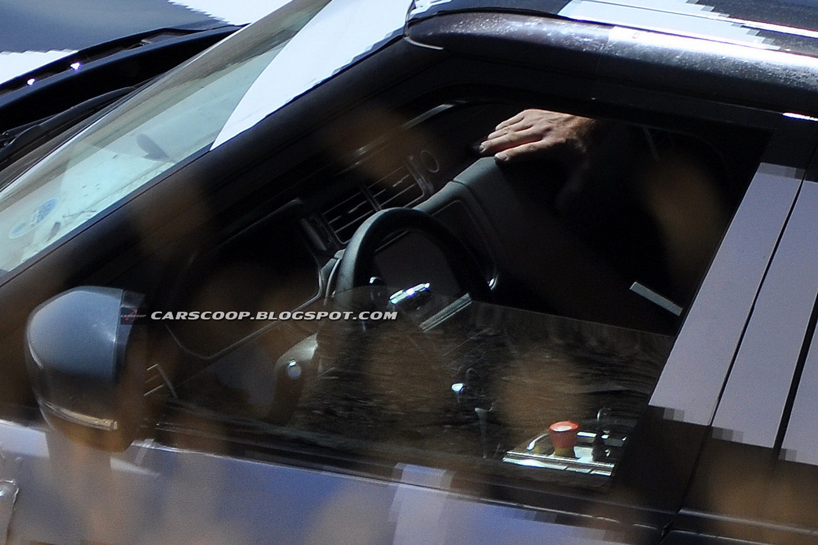 [2013-LR-Range-Rover-18%255B3%255D.jpg]