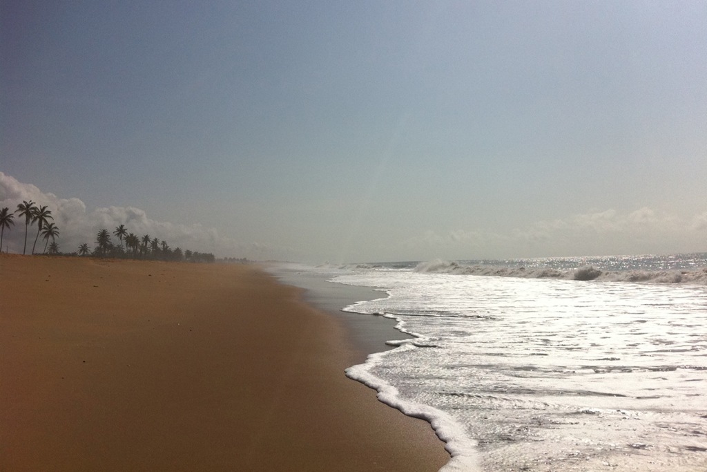 [ouidahbeach02%255B7%255D.jpg]