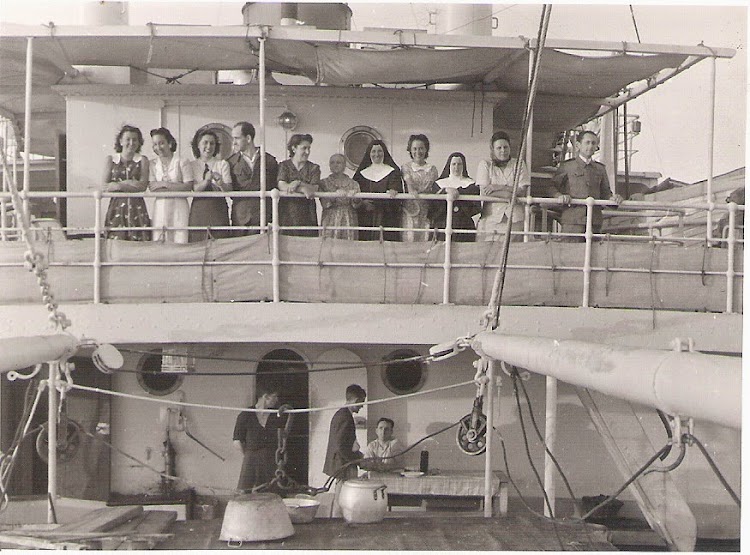 Verano de 1942. Crucero o viaje del MONTO AMBOTO. Foto Jaume Cifre Sanchez. Nuestro agradecimiento.jpg