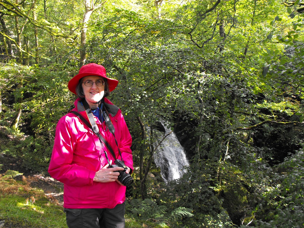 [Wansfell%2520Pike%2520hike--by%2520Stockghyll%2520Force%2520waterfall%255B3%255D.jpg]
