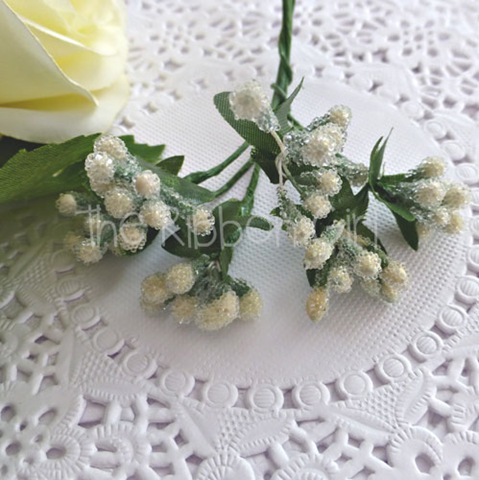 [134746-ivory-beaded-berries%255B2%255D.jpg]