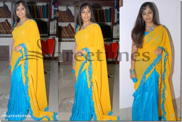 Madhavi_Latha_Yellow_Blue_Saree