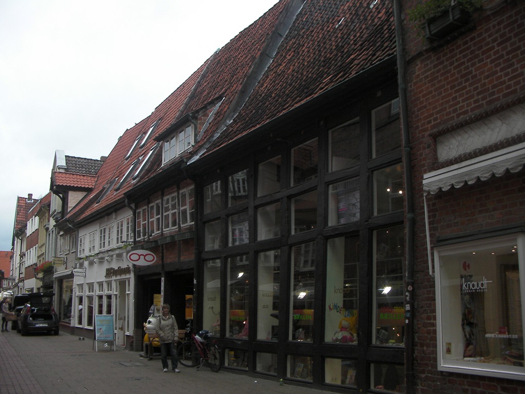 [SANY00093.jpg]