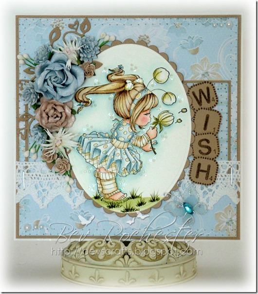 Bev-Rochester-whimsy-honeybee