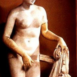 76 - Praxiteles - Venus de Cnido