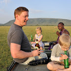 Sundowner-Picknick auf dem Autodach © Foto: Svenja Penzel | Outback Africa Erlebnisreisen