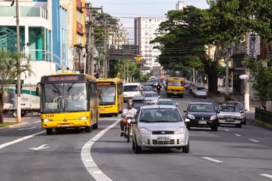 [tr%25C3%25A2nsito%2520Blumenau%255B4%255D.jpg]