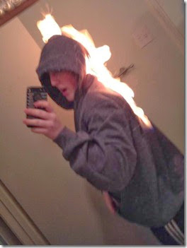 a98889_extreme-selfie_6-burning a98889_extreme-selfie_6-burning