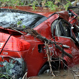 News_110325_VehicleInTheRiver