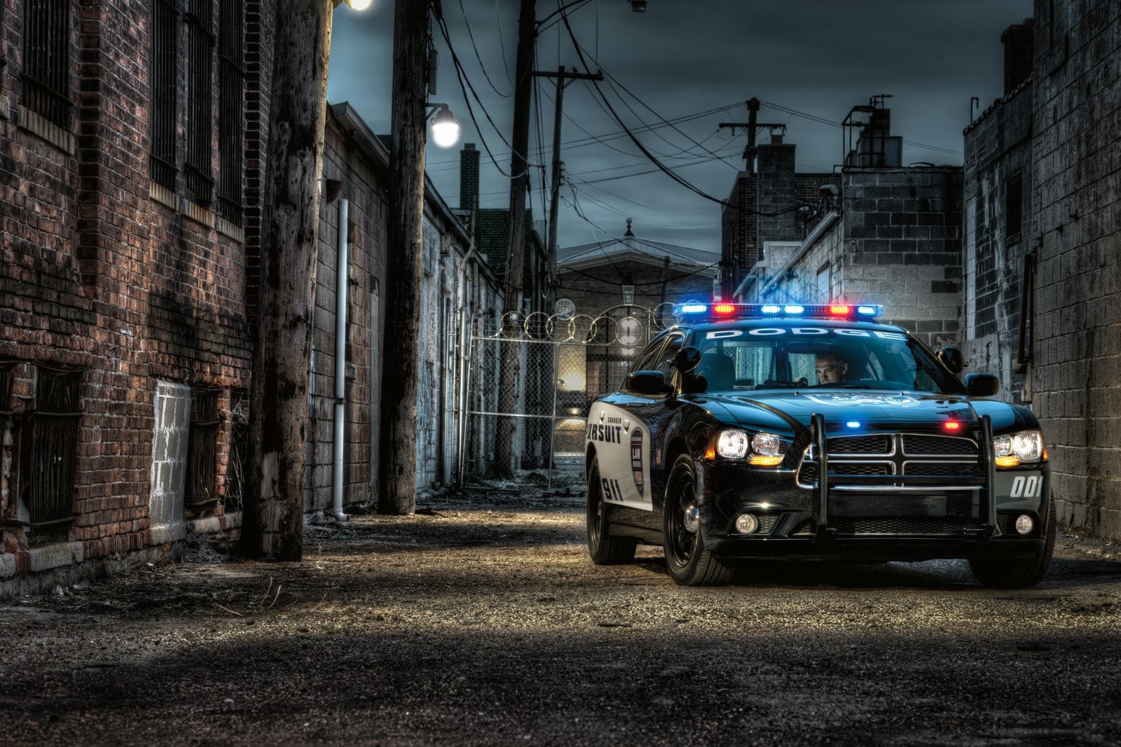 [Dodge-Charger-Pursuit-AWD-6%255B3%255D.jpg]